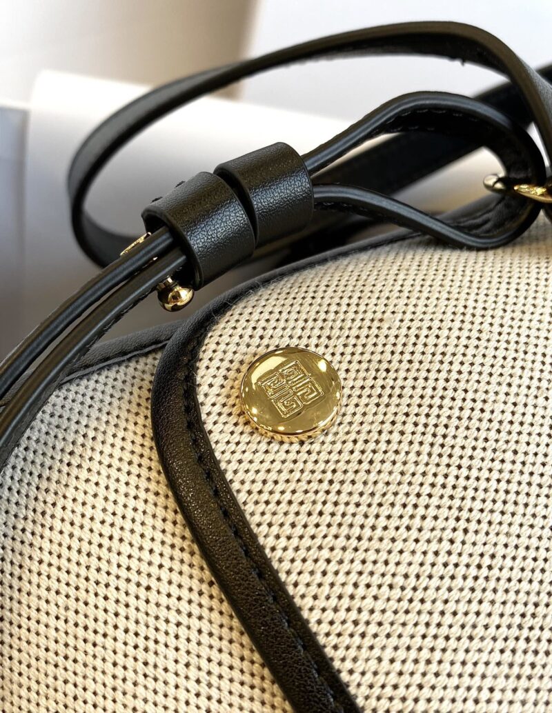 Gienvchy Bond Tote-21*32*14CM - Image 8