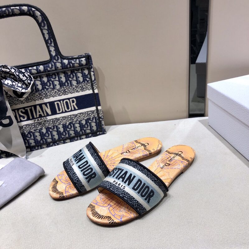 Diro Slides - Image 2