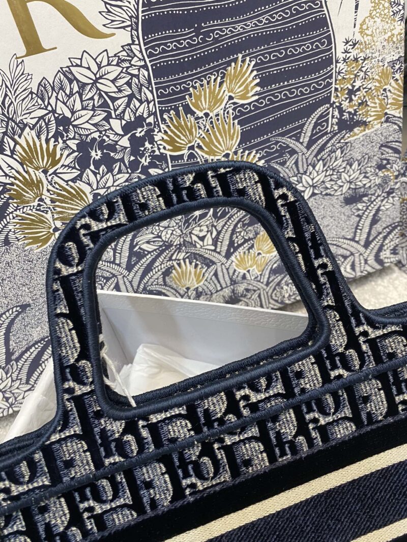 Diro Mini Book Tote-23*17*7CM - Image 3