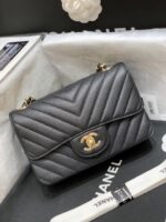 Ch@nel Flap Bag-Caviar-Gold Hardware-20CM - Image 8