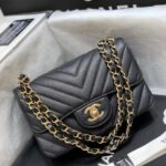 Ch@nel Flap Bag-Caviar-Gold Hardware-20CM