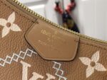 Louis Vuitton Easy Pouch On Strap-19x11.5x3CM - Image 9