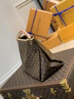 Louis Vuitton Artsy Bag-41*18*30.5CM - Image 2