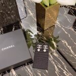 Ch@nel 2021ss Earring - Image 3