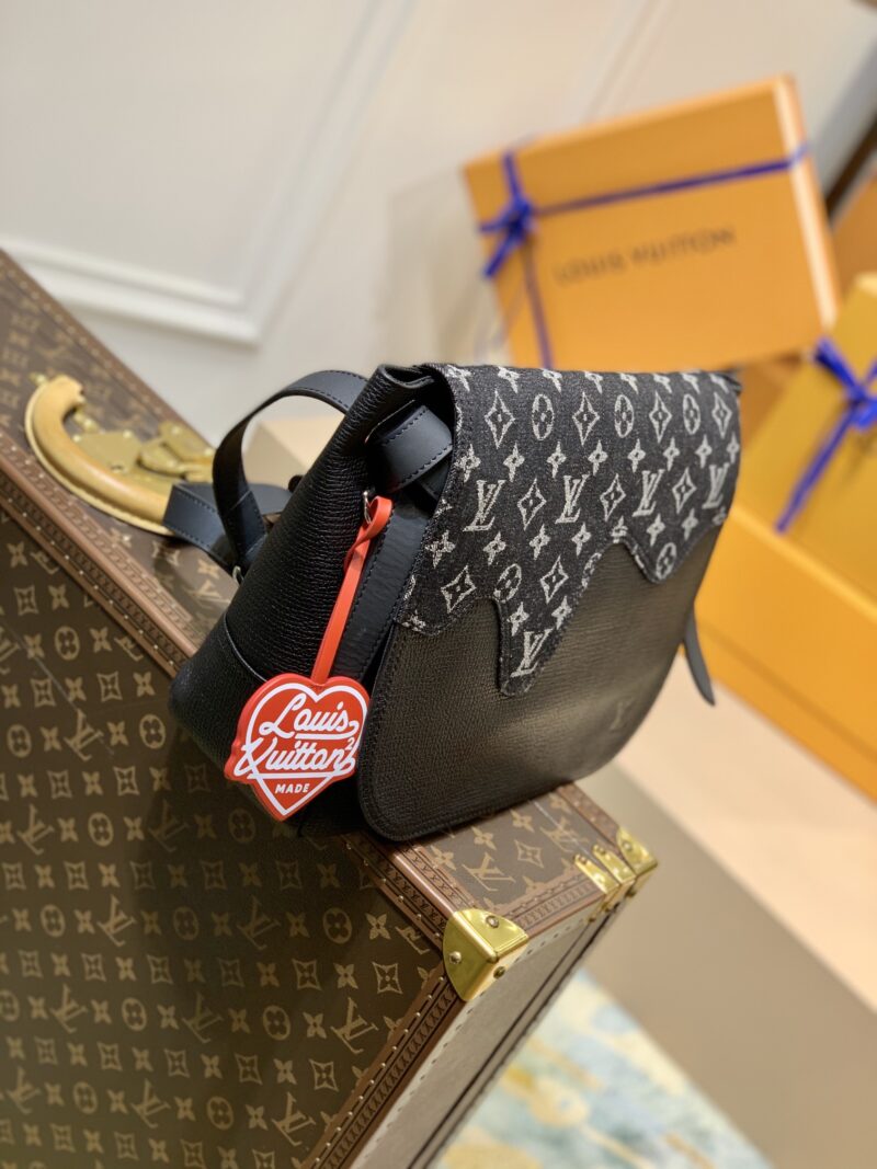 Louis Vuitton Besace Tokyo -39*23*13CM - Image 4