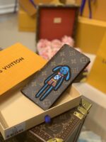 Louis Vuitton Brazza Wallet-10*19*2CM