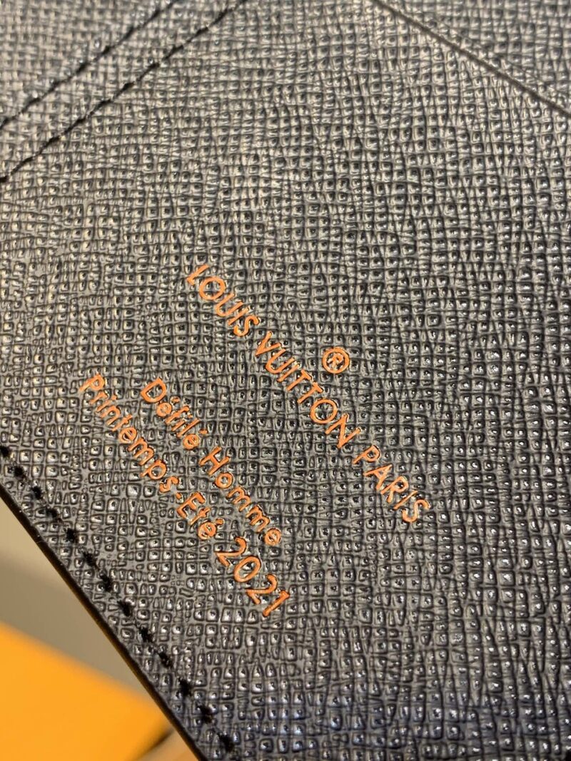 Louis Vuitton Brazza Wallet-10*19*2CM - Image 2