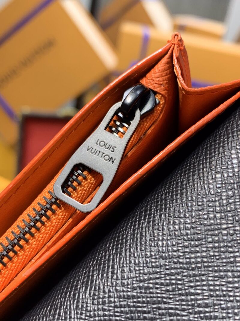 Louis Vuitton Brazza Wallet-10*19*2CM - Image 8