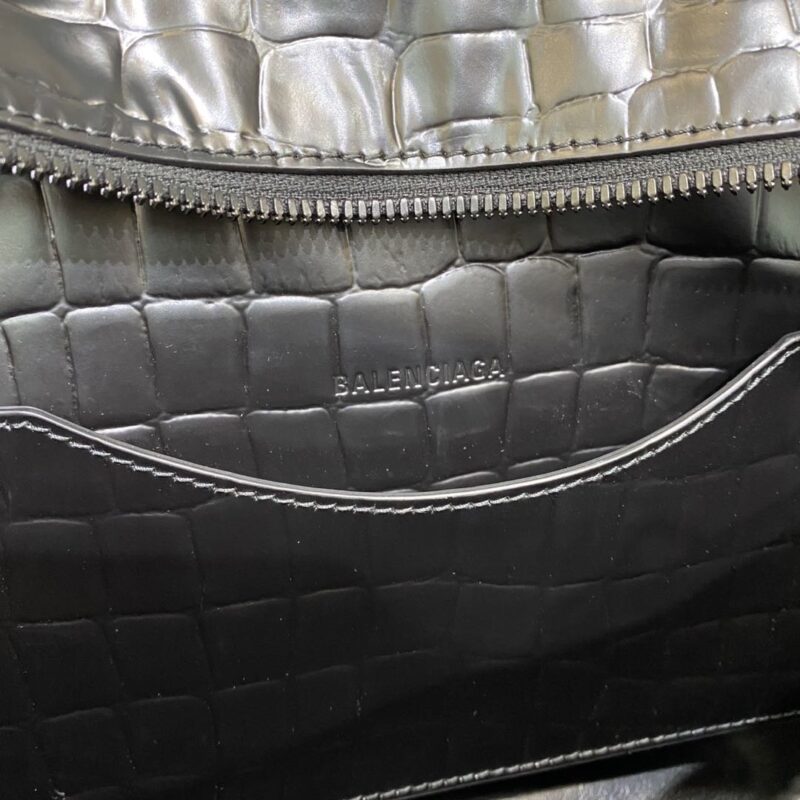 Balenciaga Graffiti Classic City-Gold Mental - Image 6