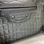 Balenciaga Graffiti Classic City-Gold Mental - Image 9