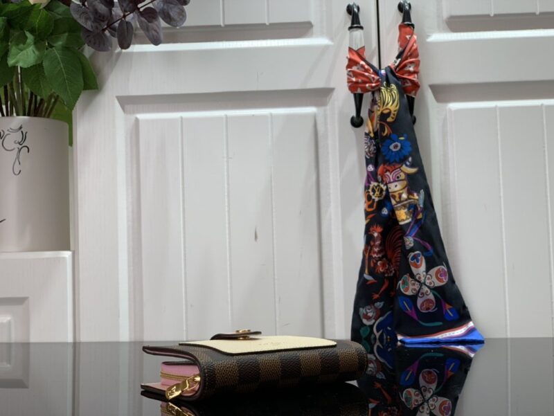 Louis Vuitton Juliette Wallet-14*11*3CM - Image 7