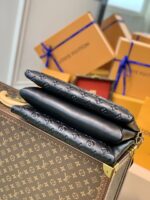 Louis Vuitton Coussin Handbags-34 ×24×12CM - Image 6