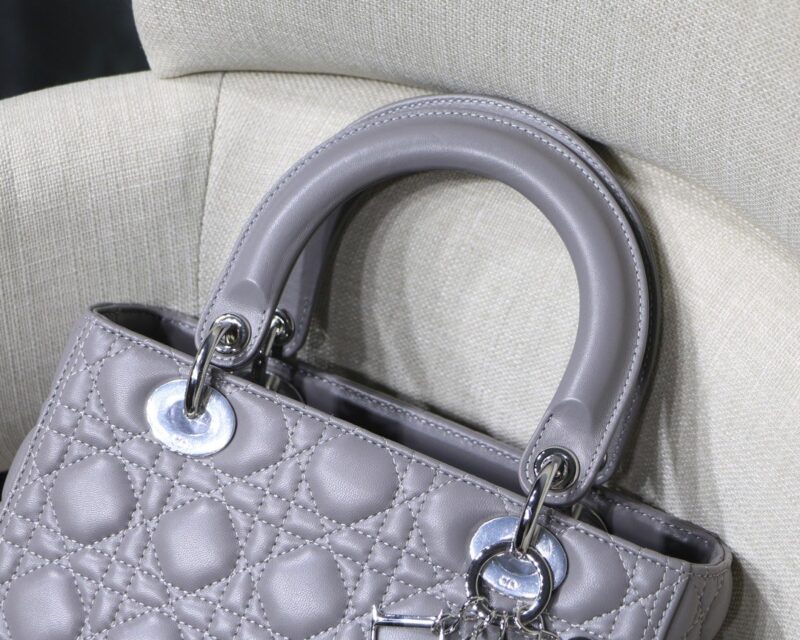 Lady Diro Handle Bag-24CM - Image 4