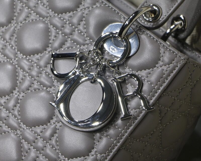 Lady Diro Handle Bag-24CM - Image 5