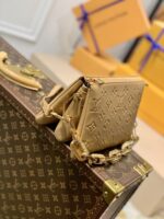 Louis Vuitton Coussin BB Bag-20*16*12 CM - Image 2