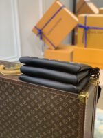 Louis Vuitton Coussin Handbags-26*20*12CM - Image 5