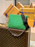Louis Vuitton Coussin Handbags-26*20*12CM