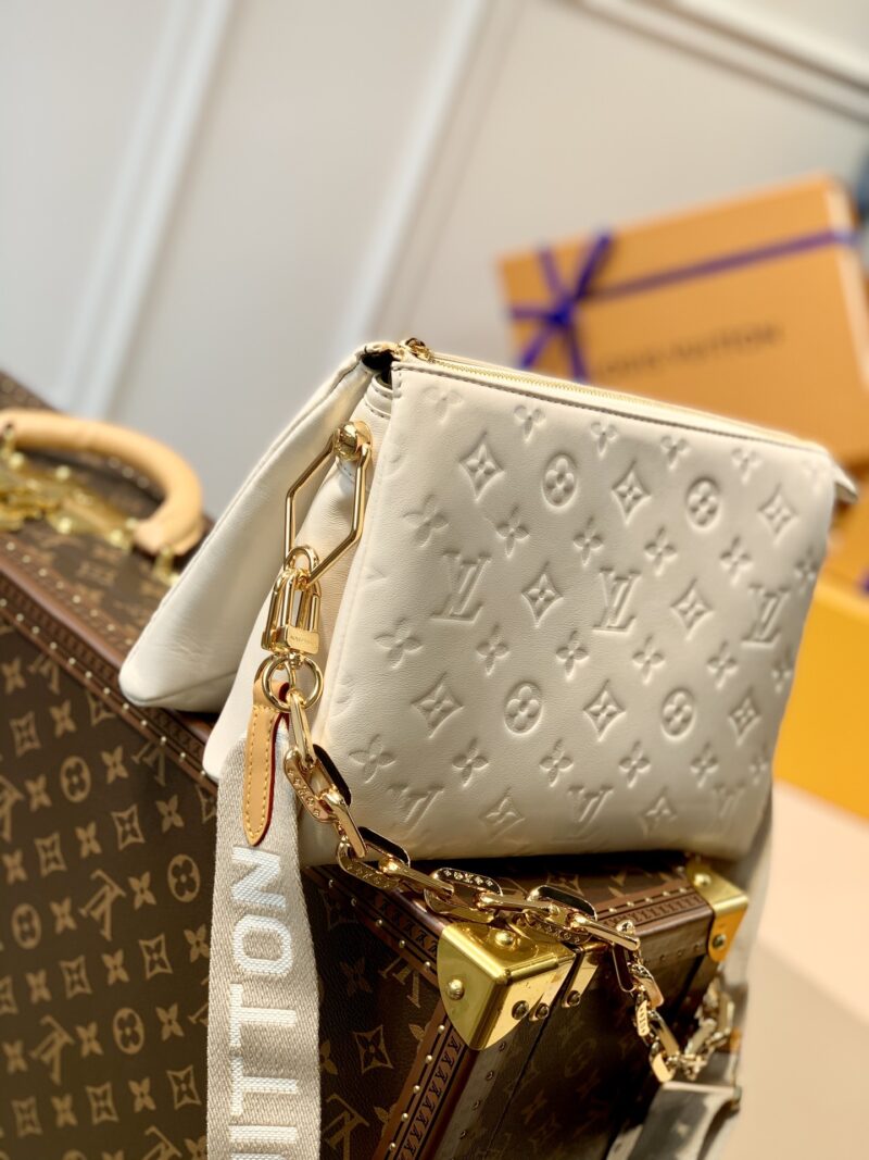 Louis Vuitton Coussin Handbags-26*20*12CM - Image 5