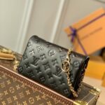 Louis Vuitton Pochette Coussin Chain Bag-20*14*8CM