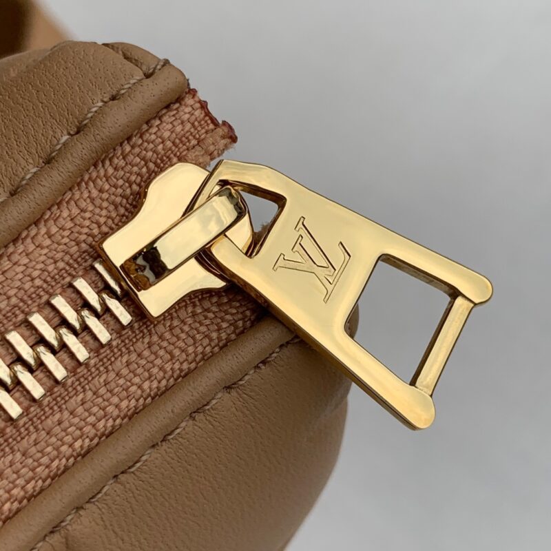 Louis Vuitton Coussin Handbags-26*20*12CM - Image 3