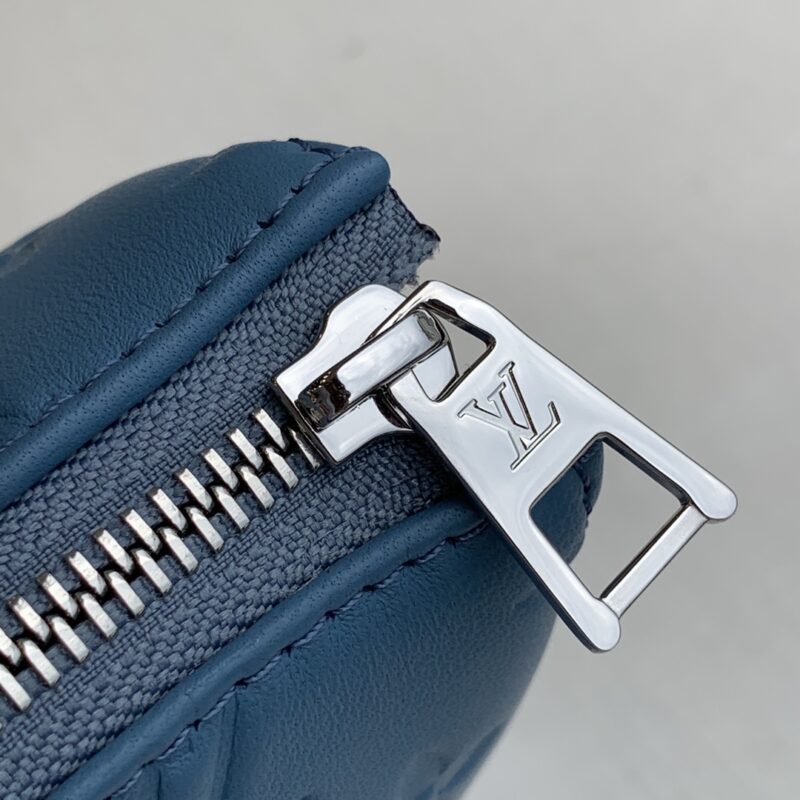 Louis Vuitton Coussin Handbags-26*20*12CM - Image 2