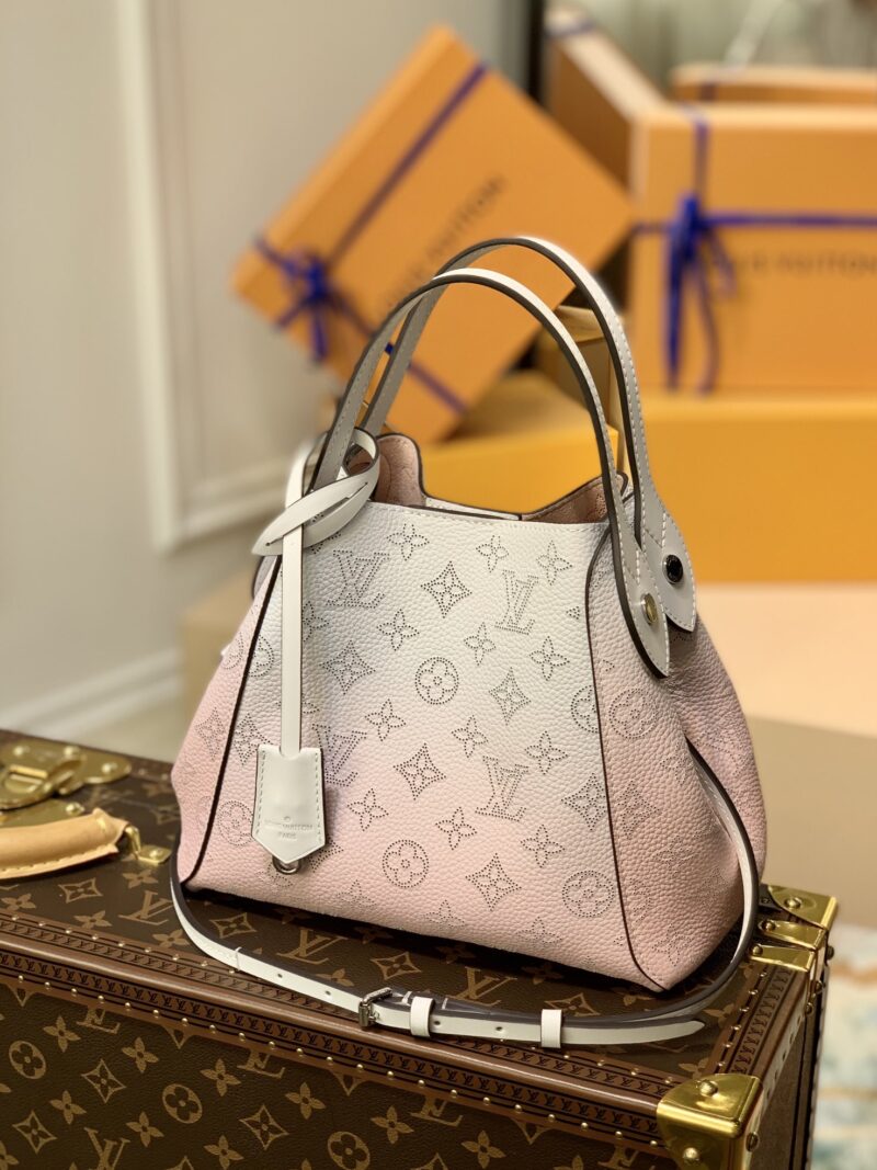 Louis Vuitton Hina Handbags-34*19*13CM - Image 6