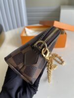 Louis Vuitton Cosmetic Bag-17*12*6CM - Image 5