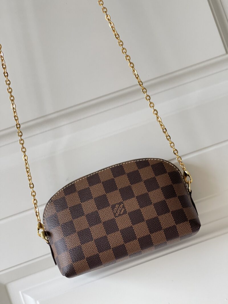 Louis Vuitton Cosmetic Bag-17*12*6CM - Image 8