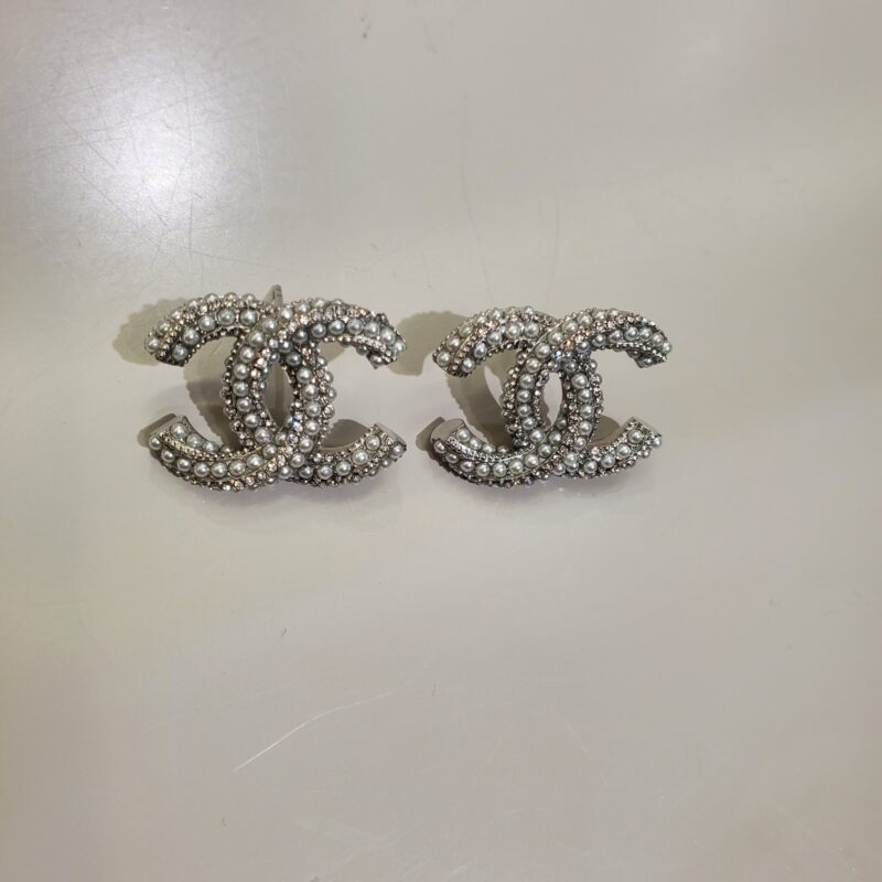 Ch@nel Earring - Image 2