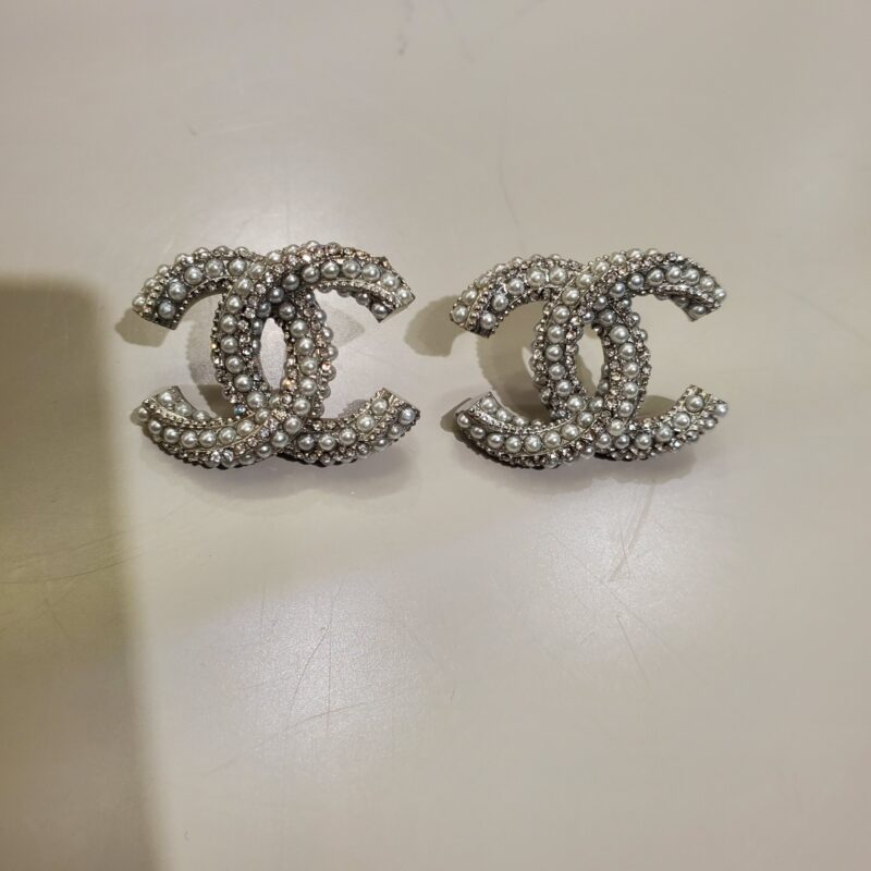 Ch@nel Earring - Image 5