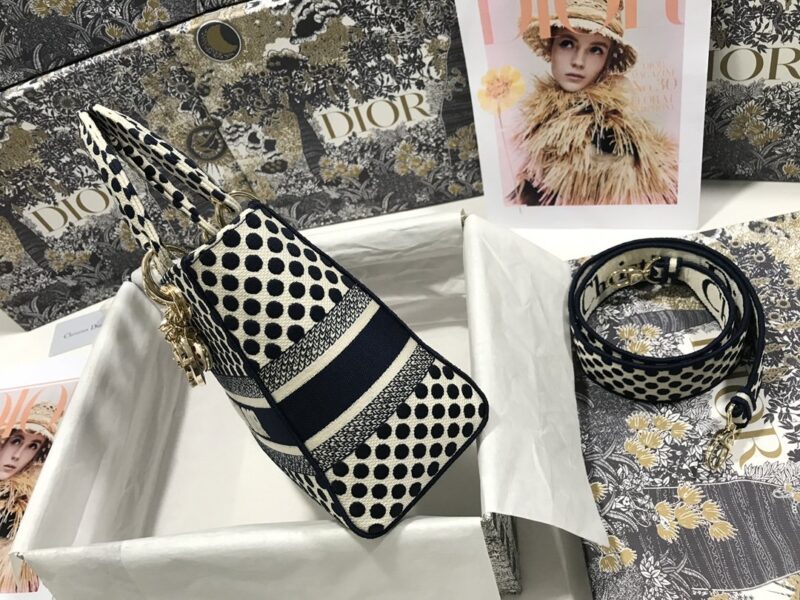 Lady Diro Handle Bag-24CM - Image 6