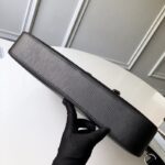 Louis Vuitton Briefcase Explorer Handbags-39*30*10 CM - Image 6