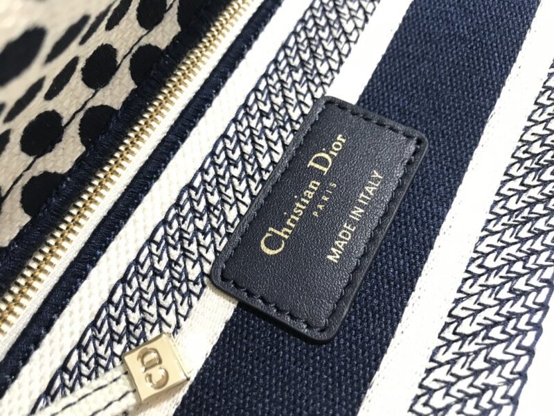 Lady Diro Handle Bag-24CM - Image 8