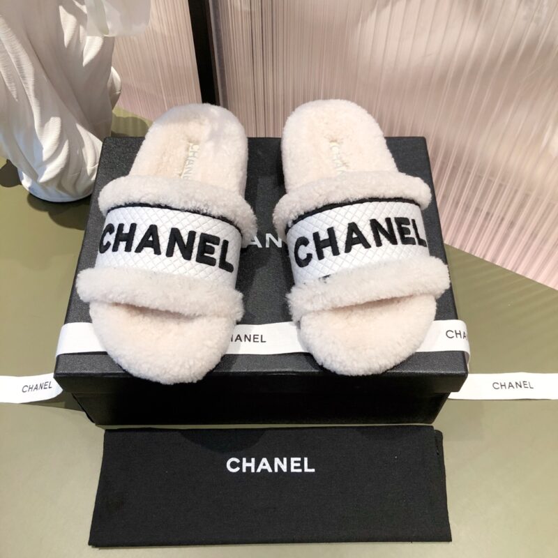 Ch@nel Slippers - Image 4