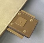 Fendi Medium Baguette Bag-26x15x4CM - Image 4