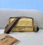 Fendi Medium Baguette Bag-26x15x4CM