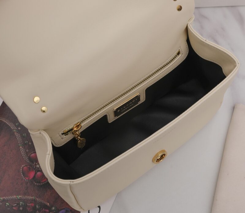 Bvlgari Serpenti Cabochon Bag-22.5 X 15 X 10 CM - Image 8