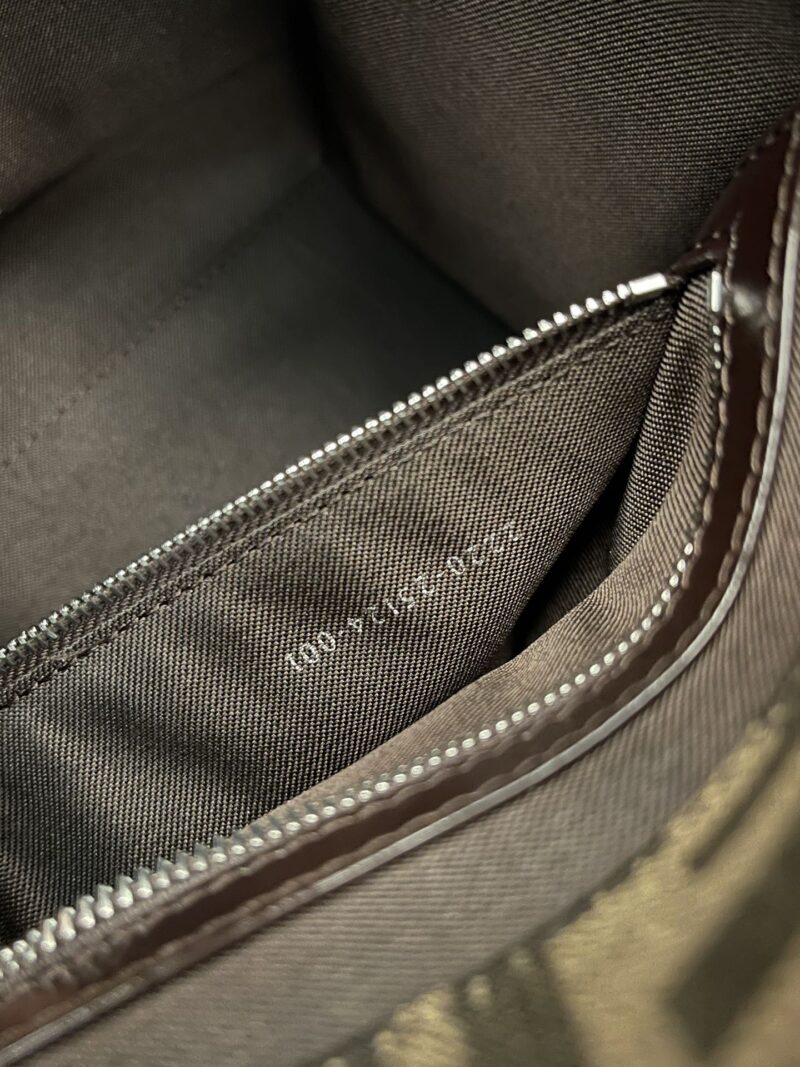 Fendi Vintage Handbags-28x19x10CM - Image 7