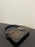 FendI Medium Baguette Bag-26x15x4CM - Image 6