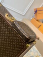 Louis Vuitton Odeon Handbags-M56390-26* 29*7CM - Image 3