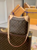 Louis Vuitton Odeon Handbags-M56390-26* 29*7CM