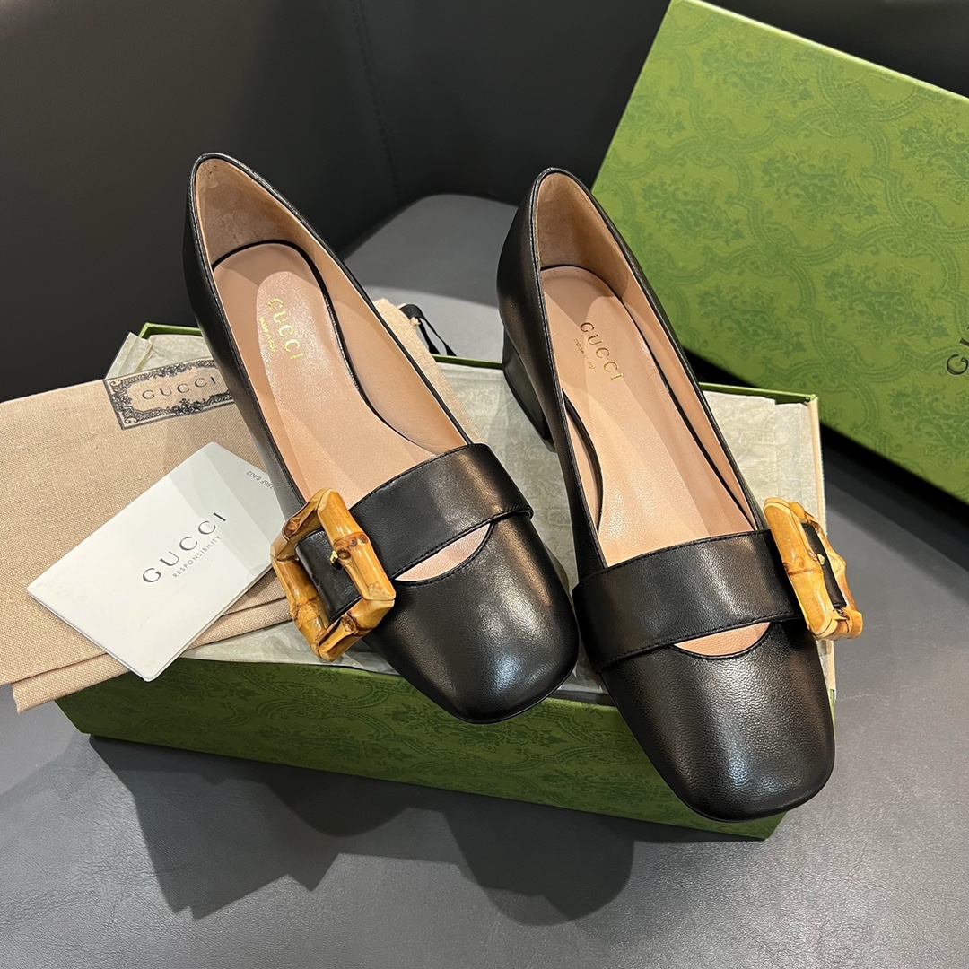 fas-38776532_6_.jpg Gucci Loafers - Image 1