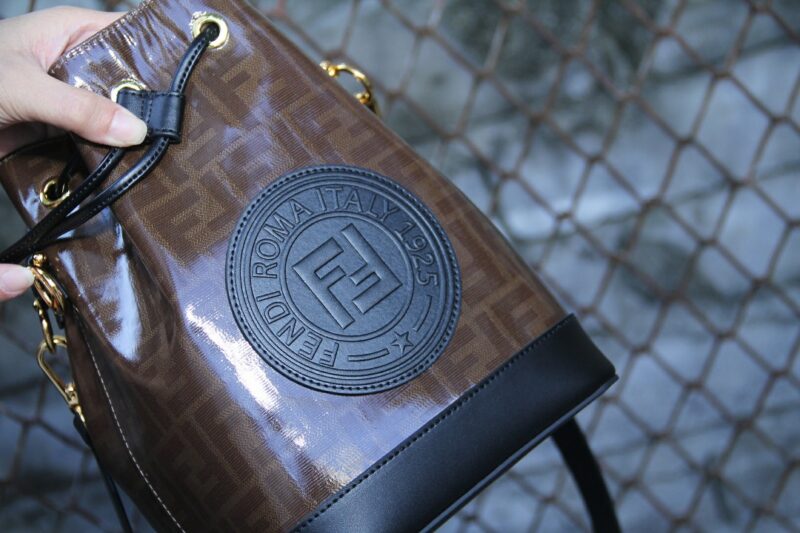 Fendi Bucket-17*15*25CM - Image 3