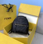 Fendi Backpack-22x10x22CM