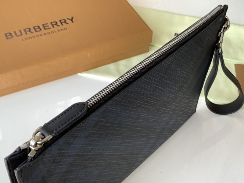 Burberry Wallet-30 x 20 CM - Image 4