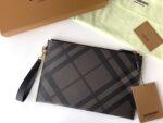 Burberry Wallet-30 x 20 CM