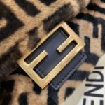 FendI Medium Baguette Bag-26x15x4CM - Image 3