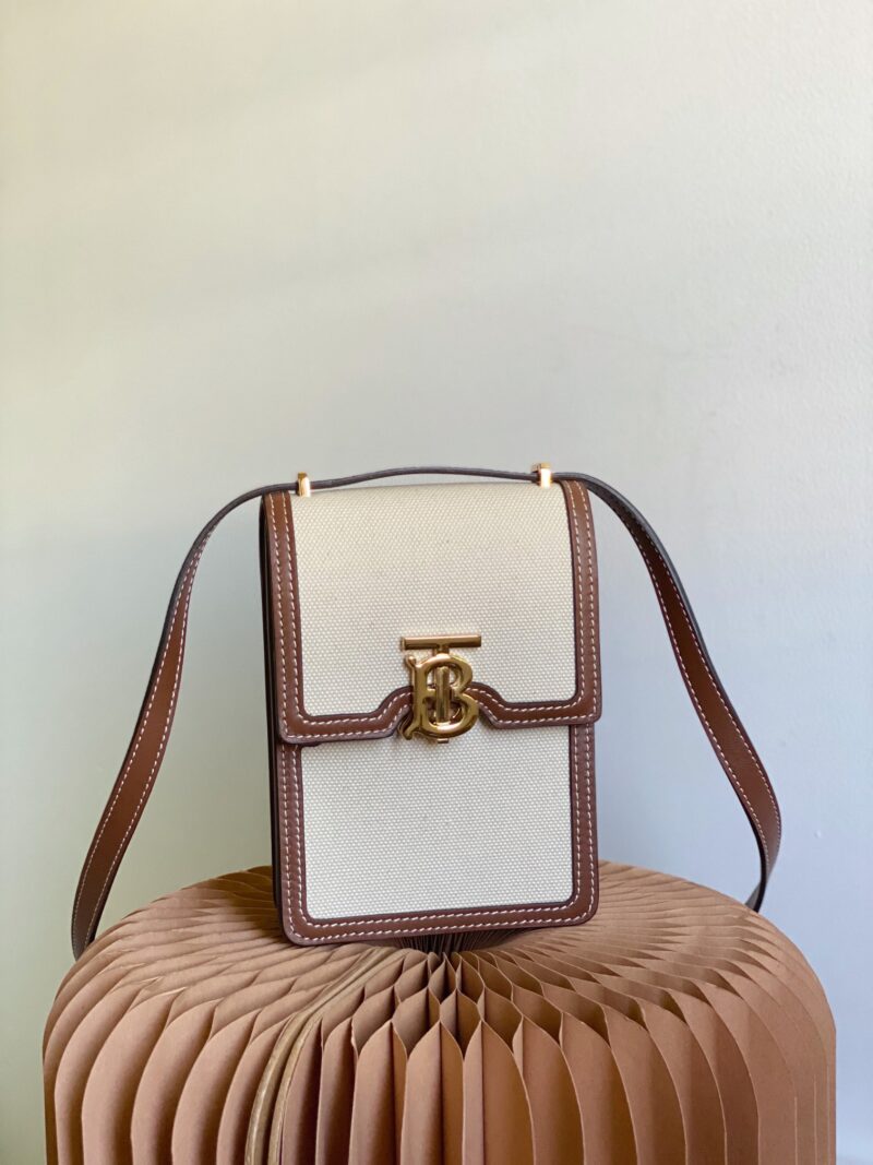 Burberry Robin Bag-13.5 x 4.5 x 19CM - Image 3