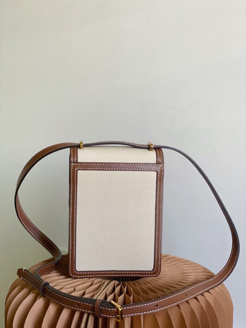 Burberry Robin Bag-13.5 x 4.5 x 19CM - Image 4