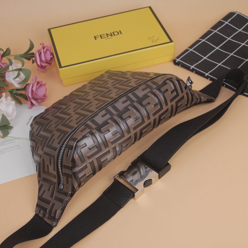 Fendi Waist Bag-18*20*7CM - Image 3